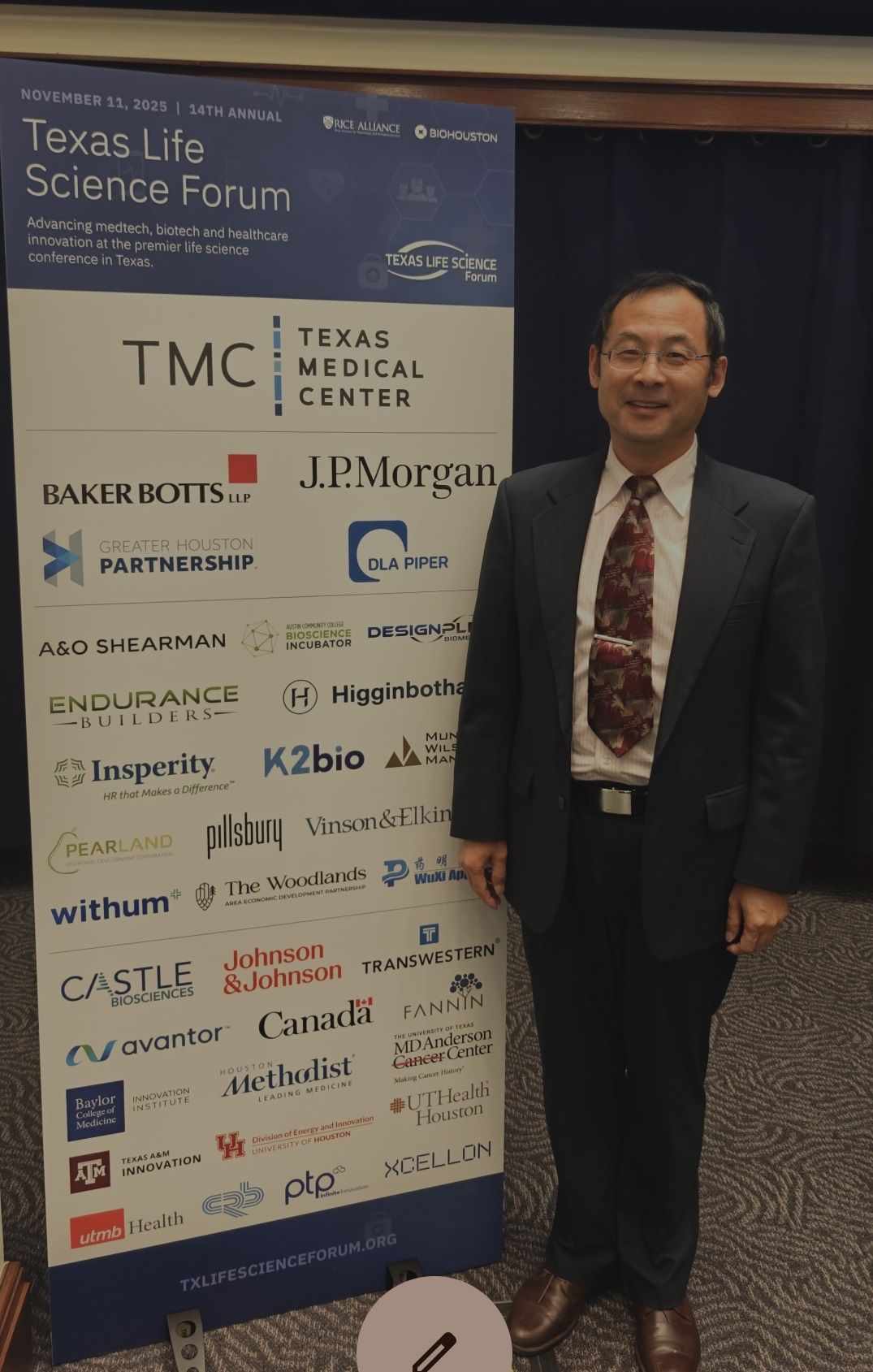 Dr. Guangrong Lu at the 2025 Texas Life Science Forum.